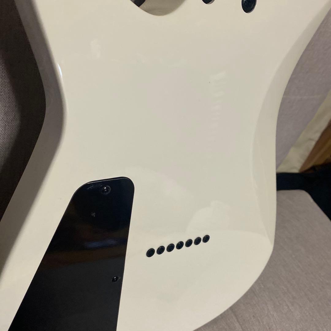 Jackson エレキギター ホワイト　7弦