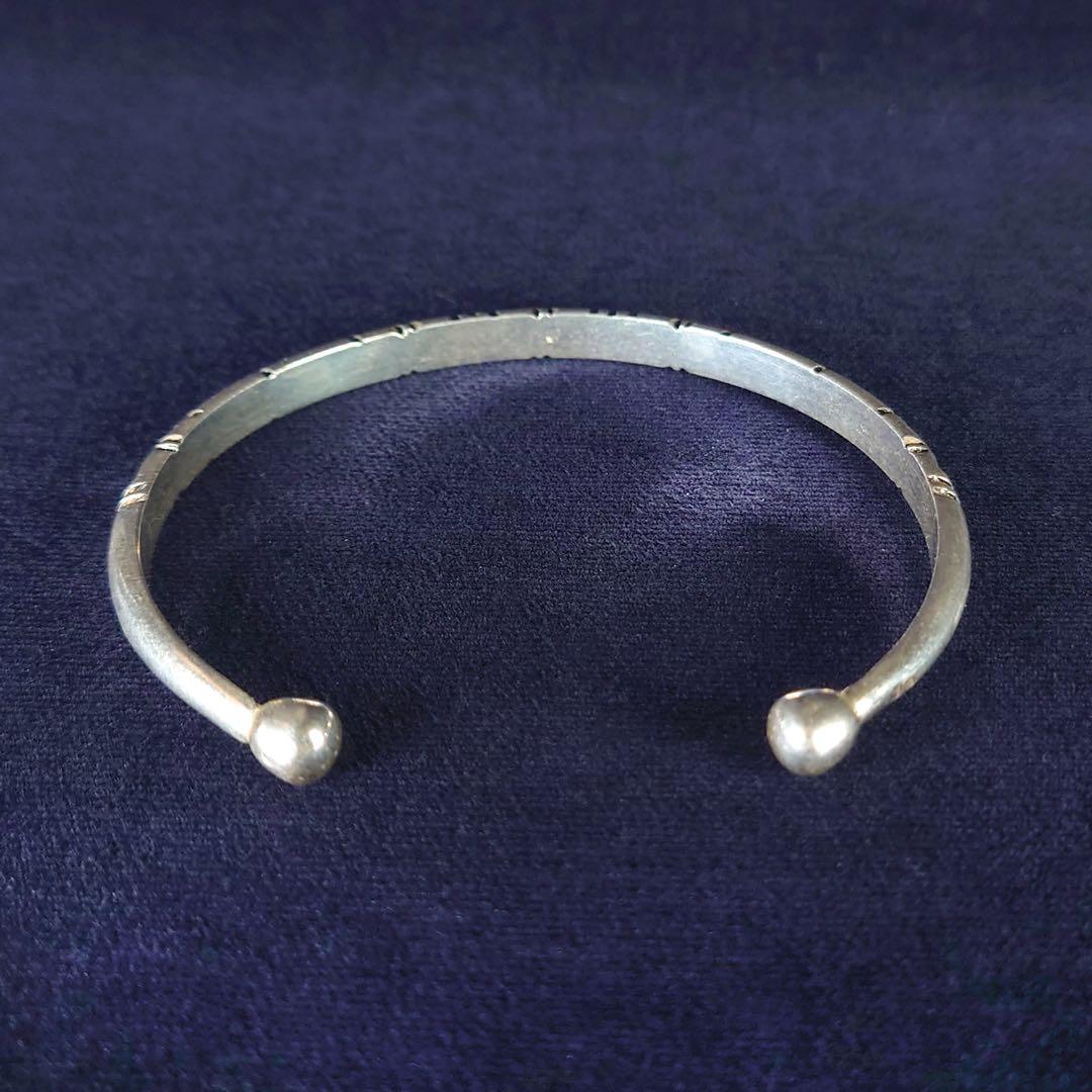 【モロッコ直輸入】トゥアレグ族 高純度シルバーバングル