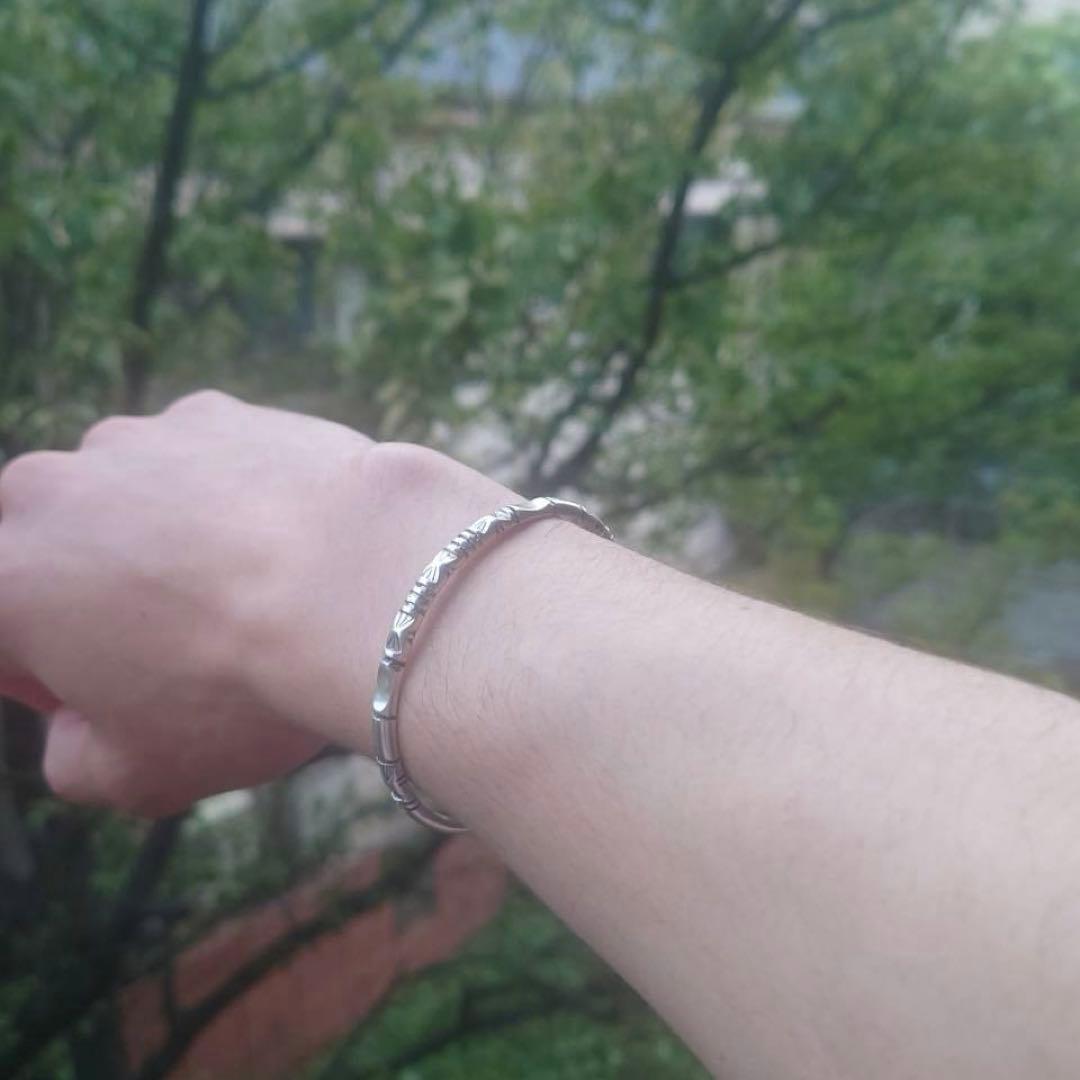 【モロッコ直輸入】トゥアレグ族 高純度シルバーバングル