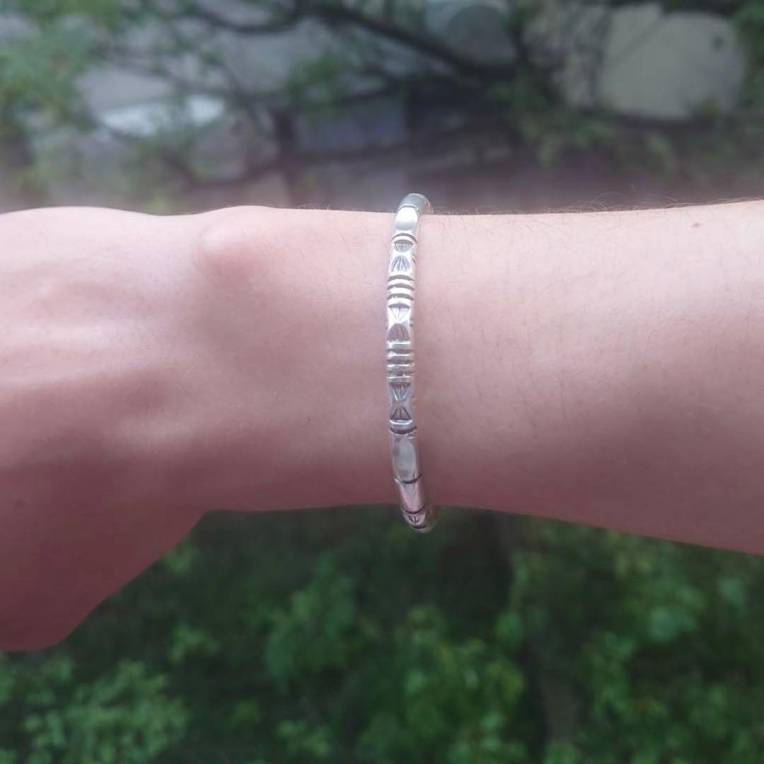 【モロッコ直輸入】トゥアレグ族 高純度シルバーバングル