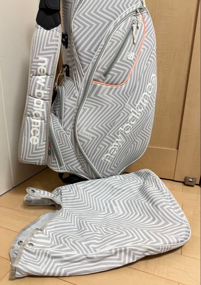 美品★ニューバランス★キャディバッグ★ゴルフ★ゴルフバッグ★newbalance