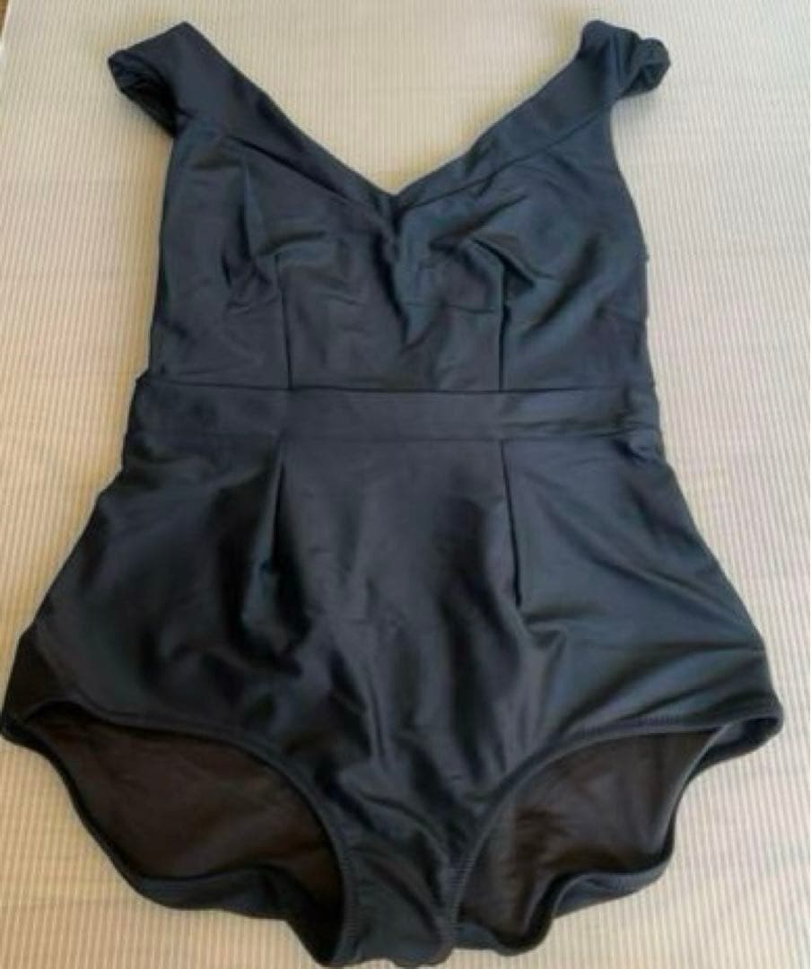 【一点物】　seeaワンピース　水着　新品未使用　値下中！