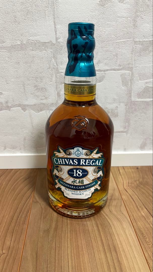 シーバスリーガル　18年　ミズナラ　水楢　700ml