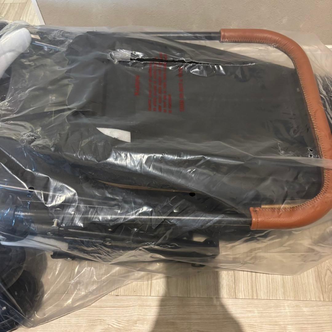 新品　ペットカート 分離型 大容量 折りたたみ式 犬用 カート前輪360°回転