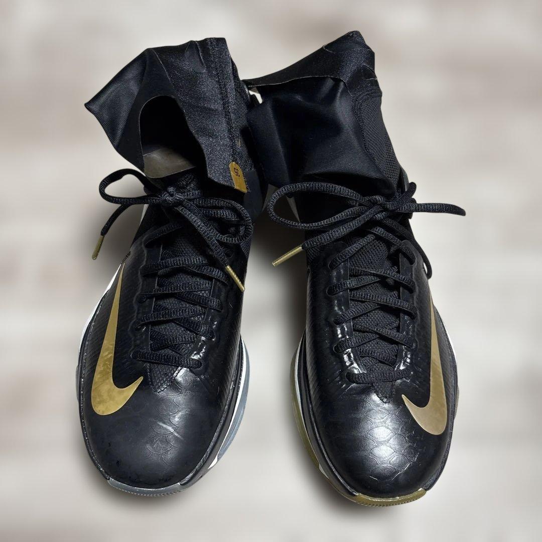 Nike バスケットボールシューズ ブラック/ゴールド