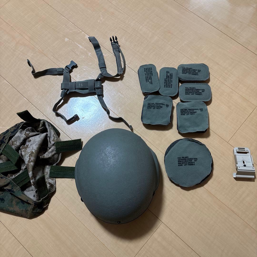 実物ACHヘルメットセット