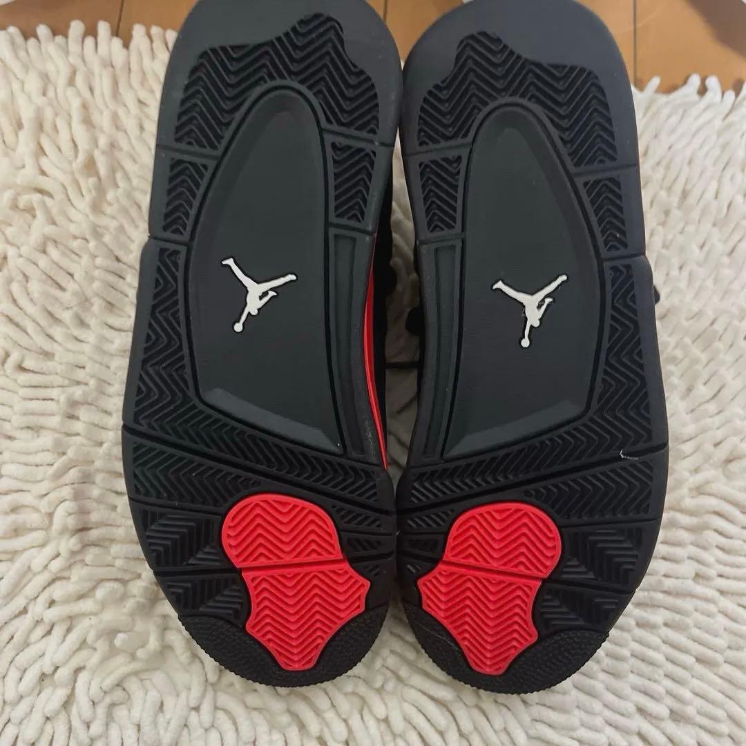 靴 NIKE Air Jordan 4 Red Thunder Crimson