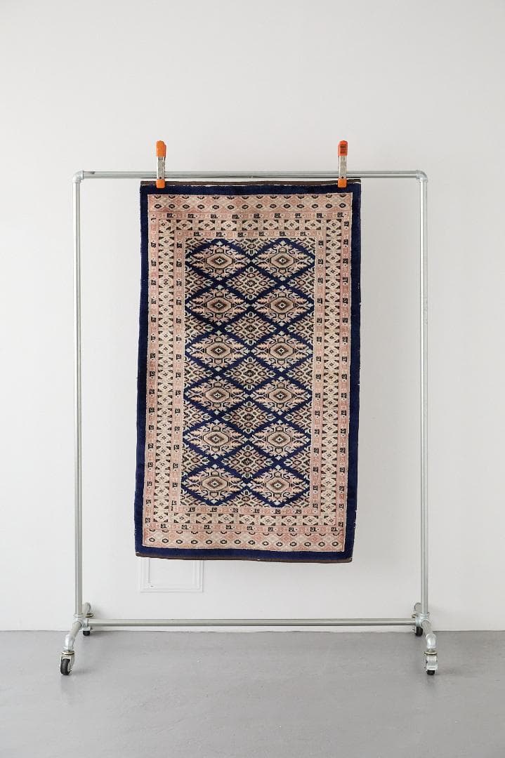 ヴィンテージラグ　トライバルラグ　パキスタン絨毯（129cm×75cm）青　紺