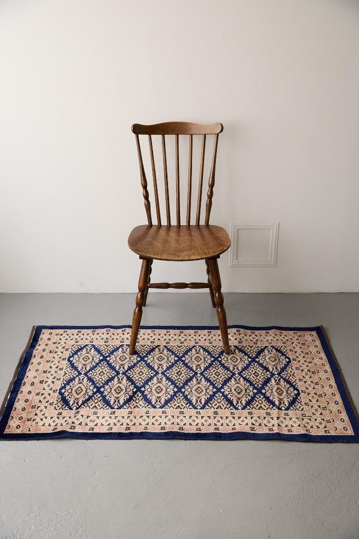 ヴィンテージラグ　トライバルラグ　パキスタン絨毯（129cm×75cm）青　紺