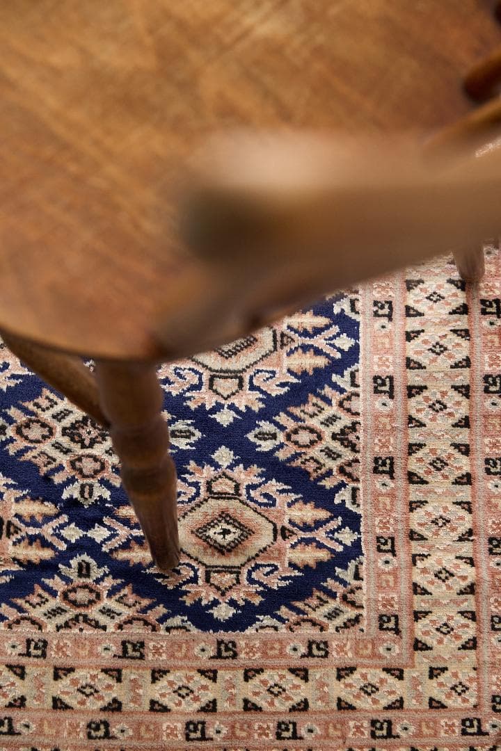 ヴィンテージラグ　トライバルラグ　パキスタン絨毯（129cm×75cm）青　紺