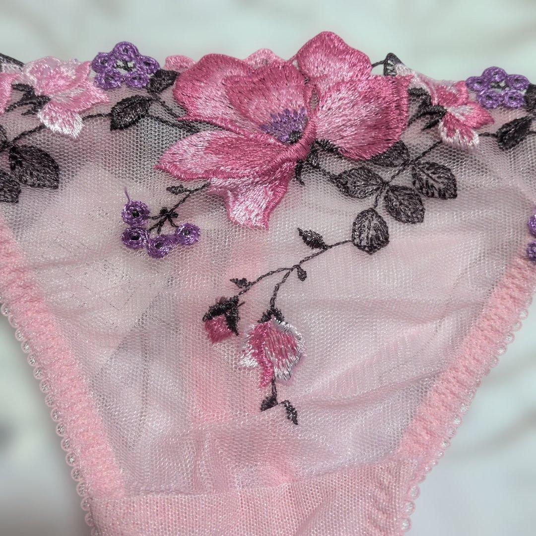 サルート　ピンク 花柄　ブラC85TバックLガーターベルトM3セット　色移りあり