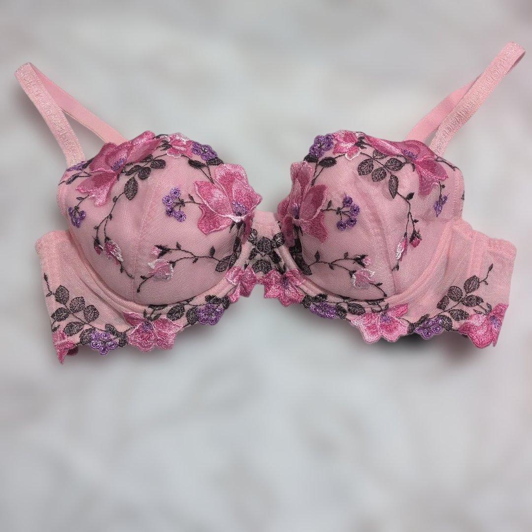 サルート　ピンク 花柄　ブラC85TバックLガーターベルトM3セット　色移りあり