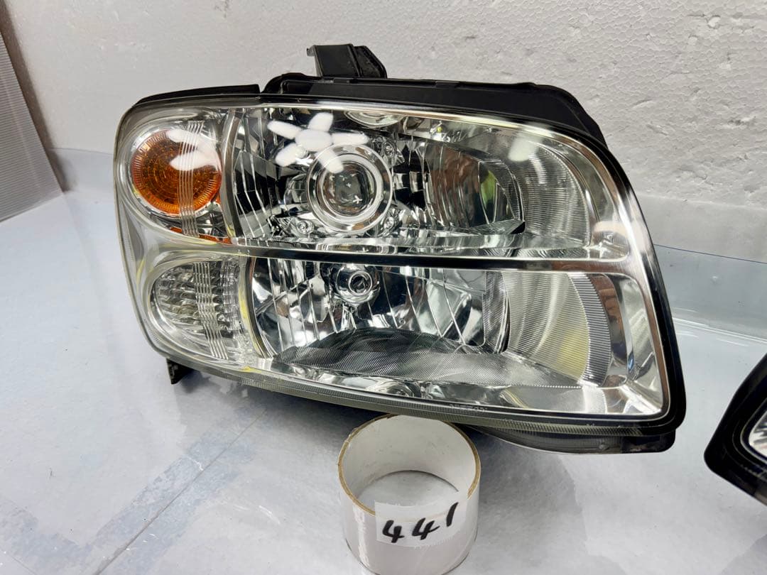 日産 ステージア M35 後期 純正HID ヘッドライト 左右