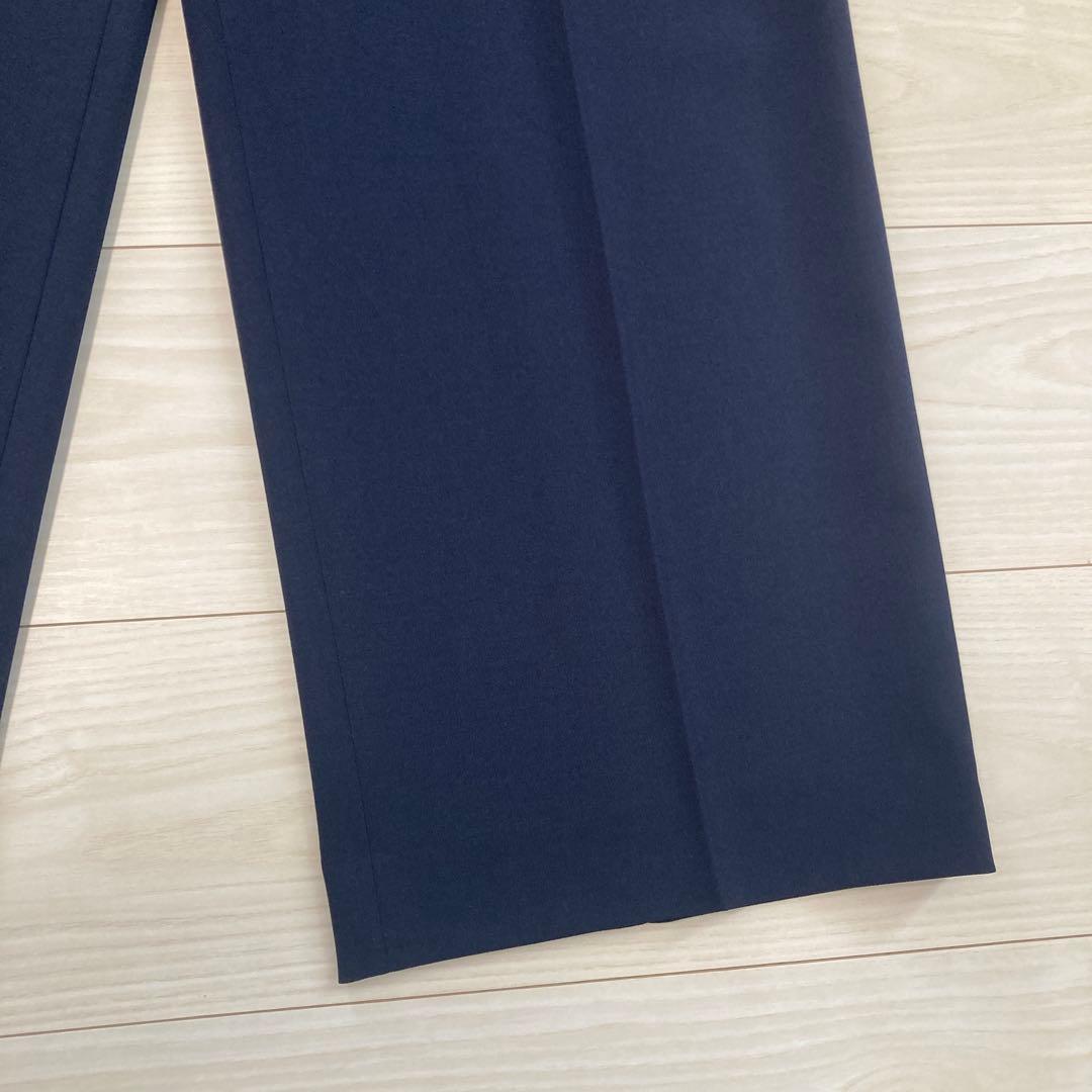 アオキ　AOKIレディース Oggiコラボ　パンツスーツ 11 紺 新品未使用