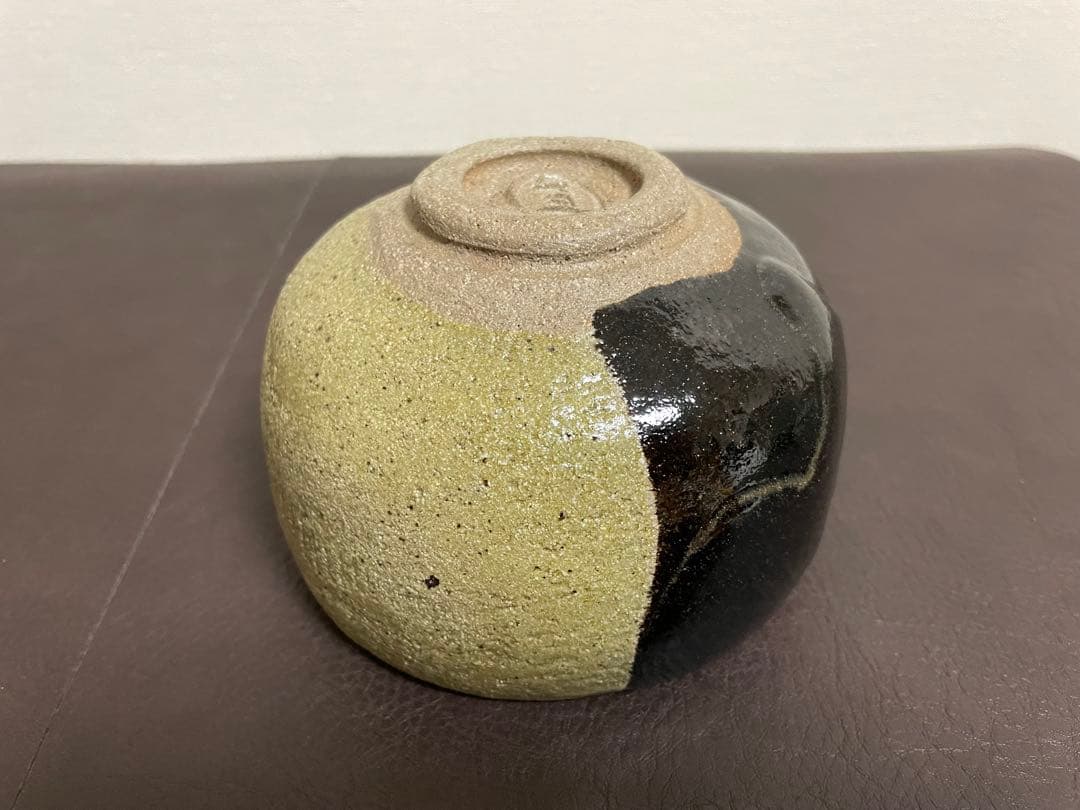 大樋年朗　掛分　黒茶盌　　共箱　共布　栞　大樋長左衛門　楽焼　黒楽　茶碗　茶道具