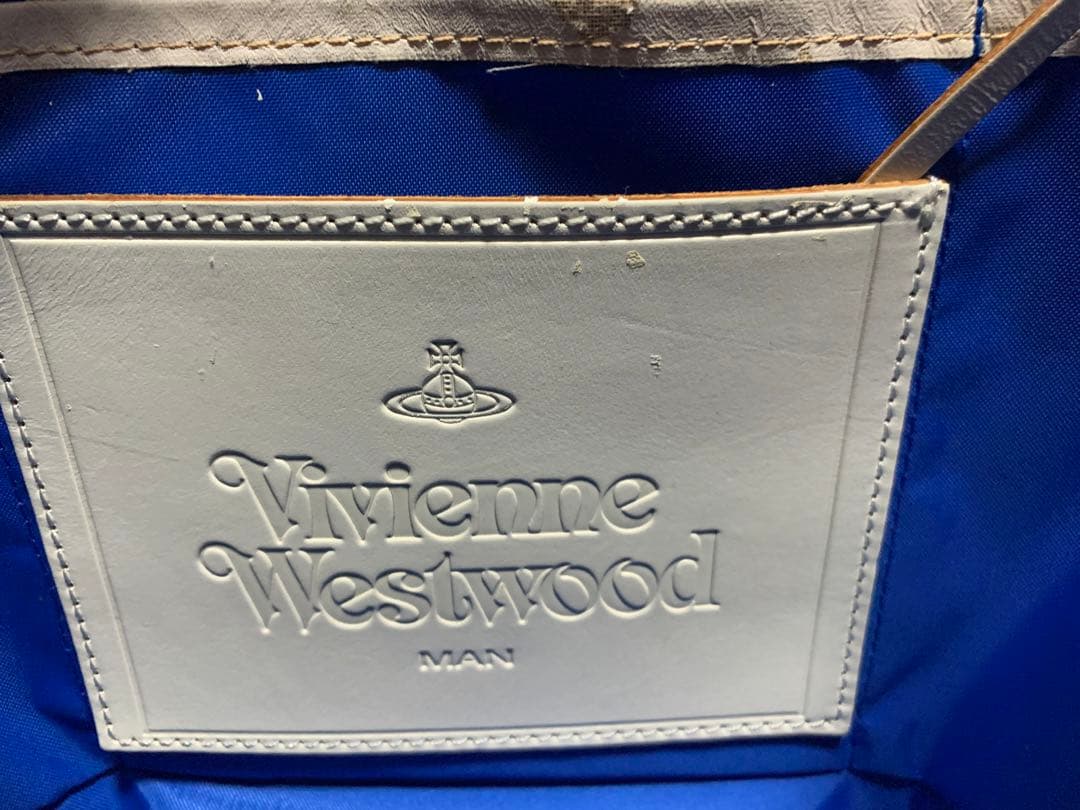 ヴィヴィアン　バック