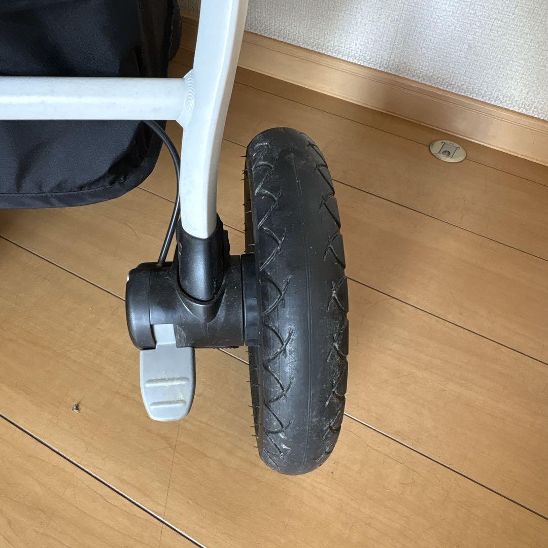 oie ベビーカー ライトトラックスエア クッション付（カシュー）