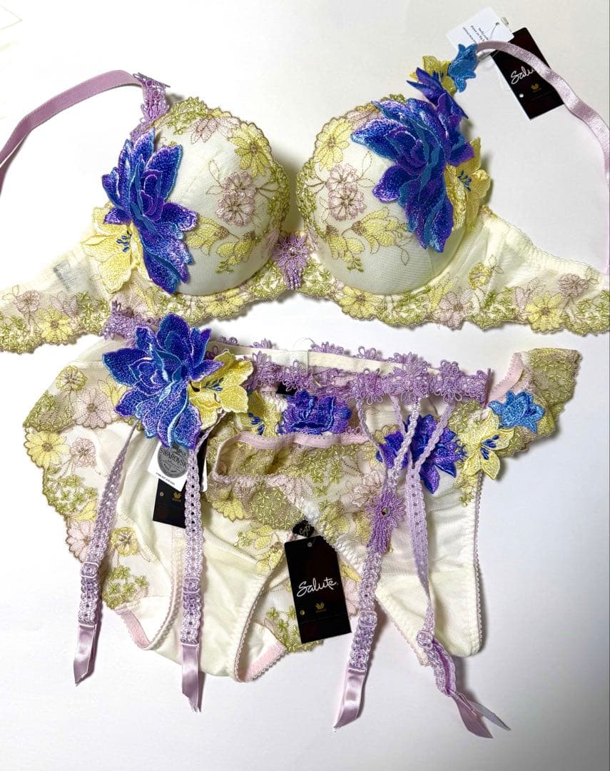 【お値下げ1/27まで】サルート 74G 秋の七草 IV 4点セット　刺繍