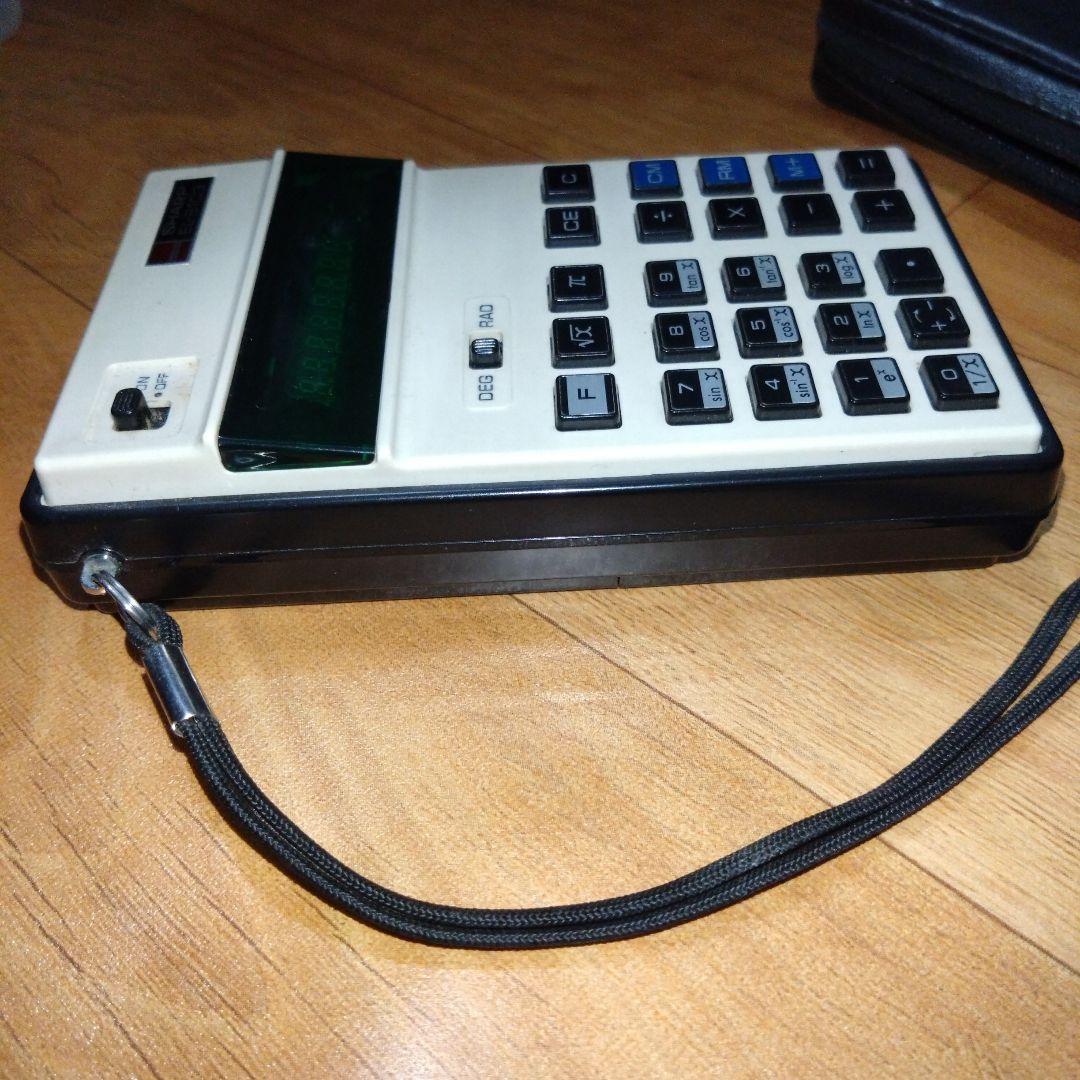 インテリアとしての蛍光管表示式関数電卓