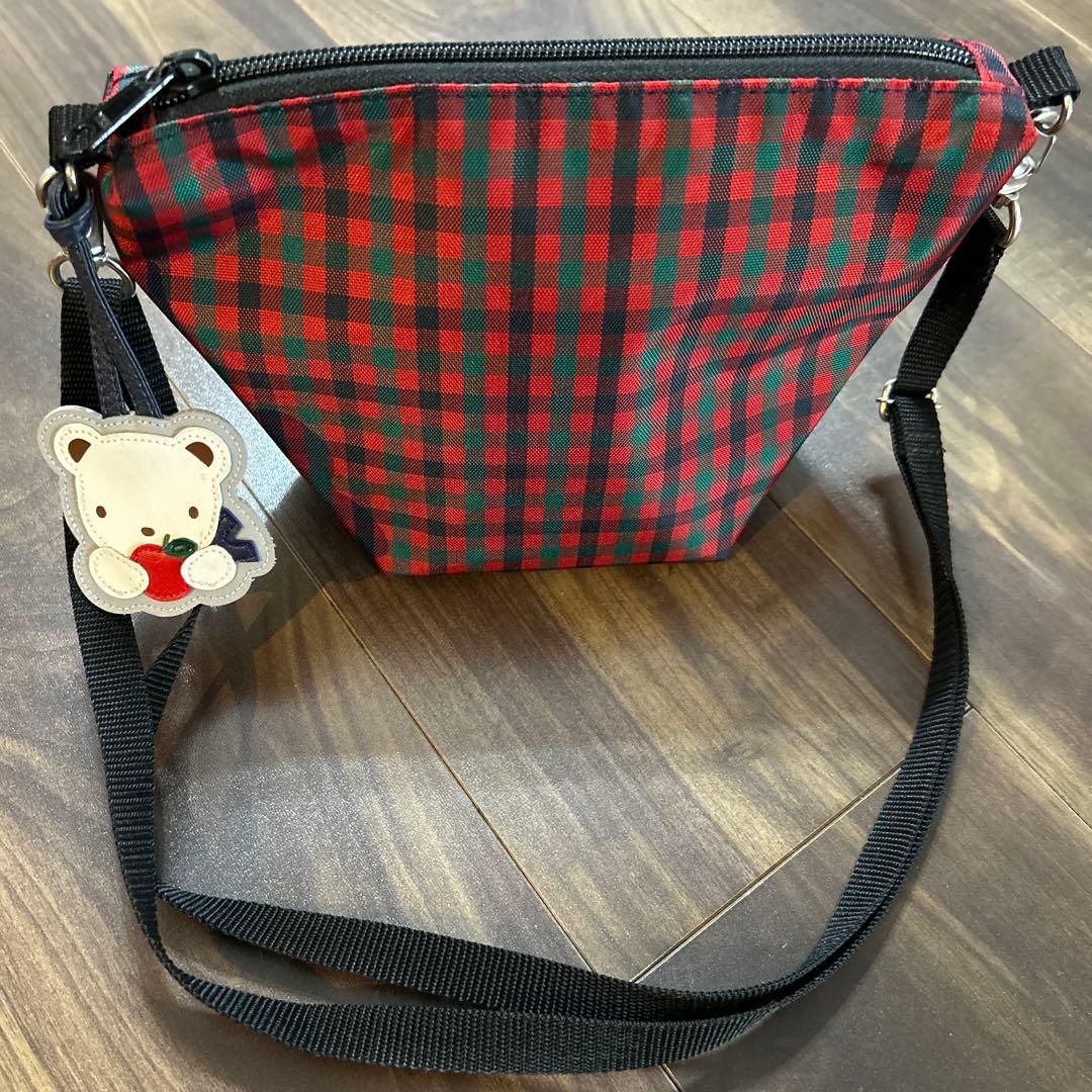 ファミリア　舟形ポシェット　赤チェック