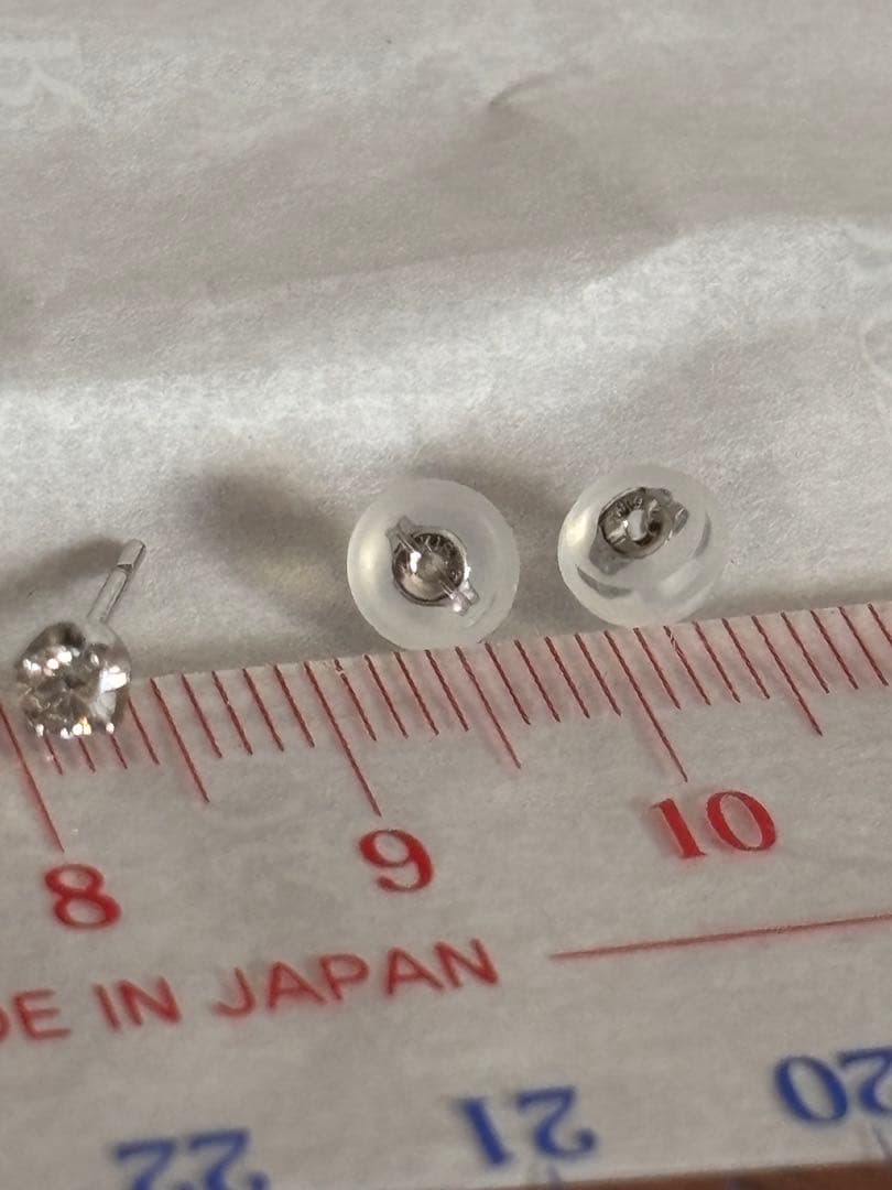 ダイヤモンドピアス 計0.2カラット プラチナ900