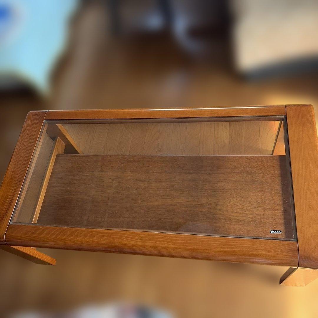 カリモク　ガラスローテーブル