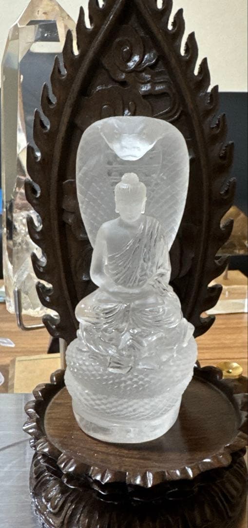 極上品　観音水晶　置物　約12cm