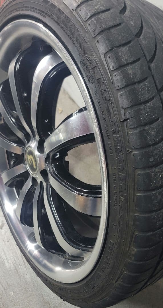 ロクサーニ EXバイロンシュティンガー 18インチ7.5J+48　PCD100