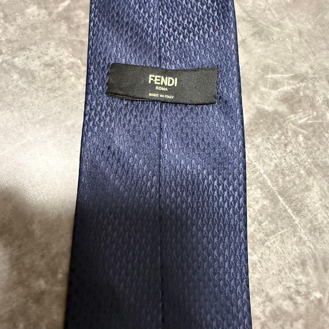 【✨極美品✨】FENDI フェンディ ネクタイ ソリッド ネイビー 無地 希少