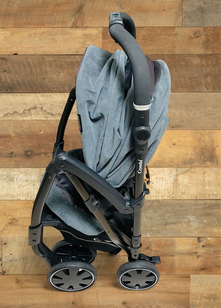 (美品) Combi AttO type-C ローマングレー色
