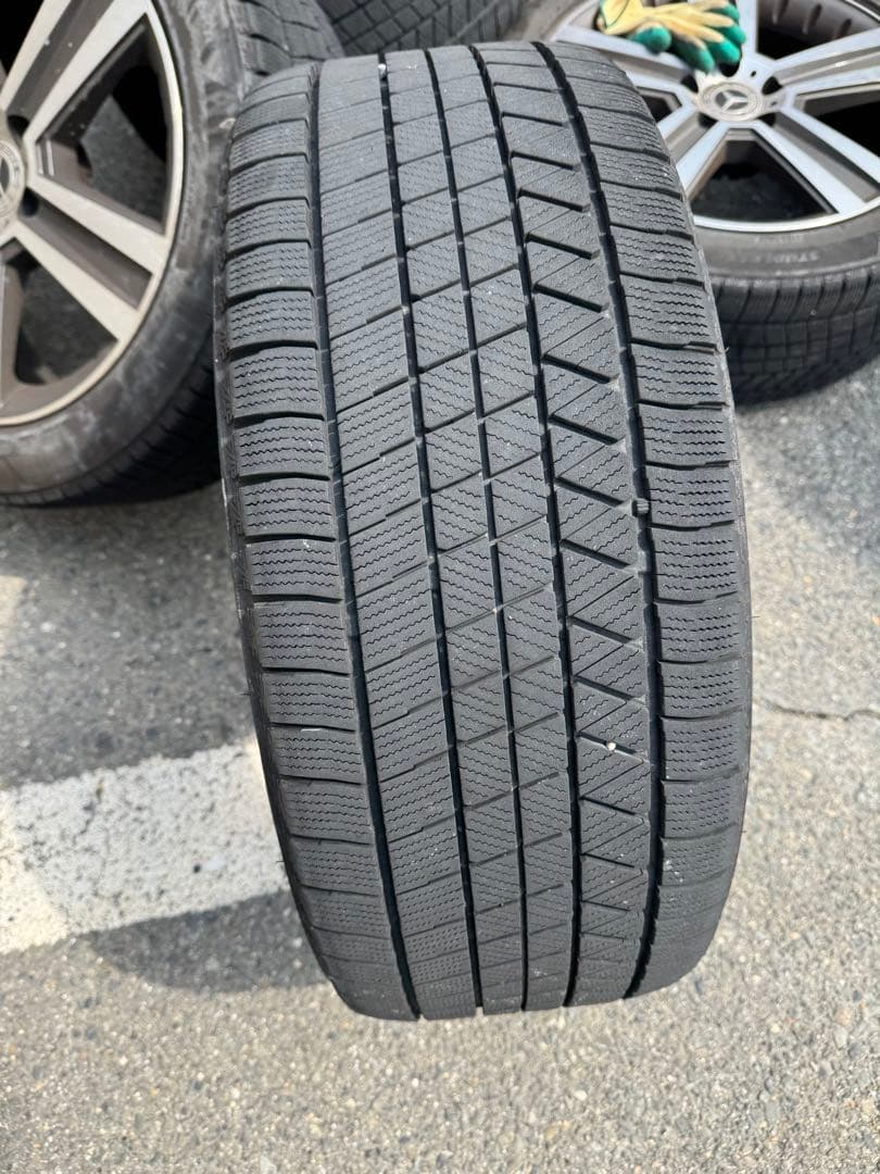 メルセデス・ベンツ 18インチ ホイールセット　245 45 18