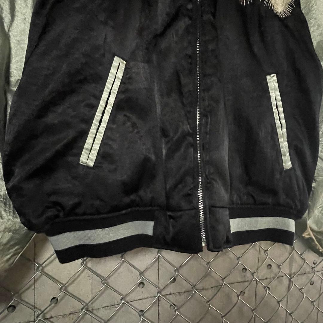 スカジャン 虎 タイガー 両面デカ刺繍 裏キルティング 中綿 黒 LL