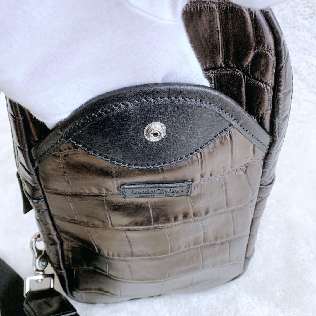 ほぼ未使用 Daniel&Bob トゥモローランド別注クロコ型押しボディバッグ