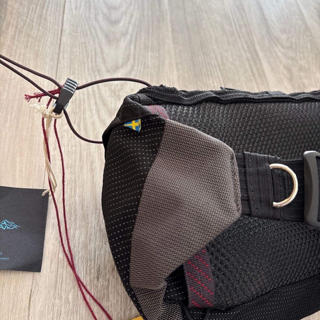バッグ klattermusen fimmafang uggla lumbar pack