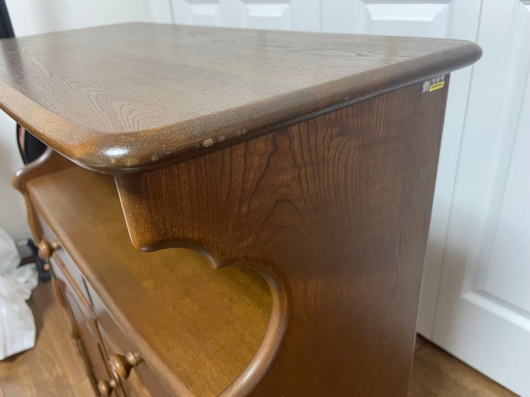 Karimoku カリモク 木製 キャビネット