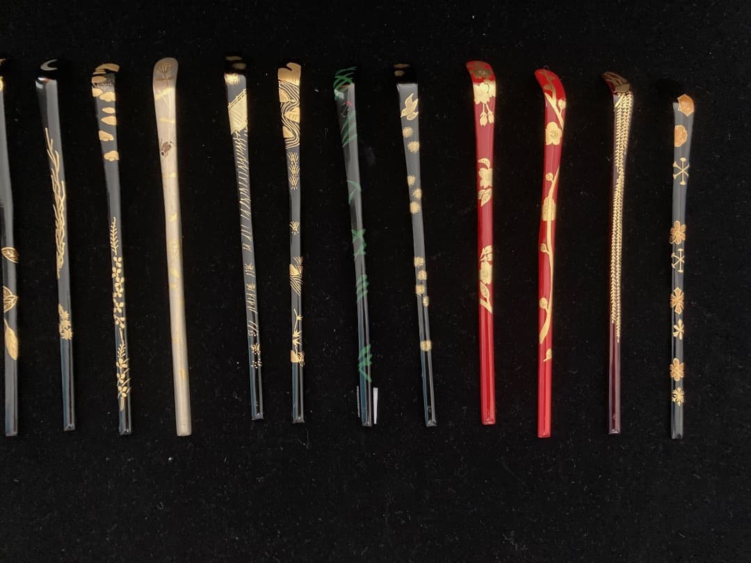 茶道具茶杓 / 即中斎自作茶杓「源氏十二月」宗哲蒔画 / 元箱付 箱書きあり