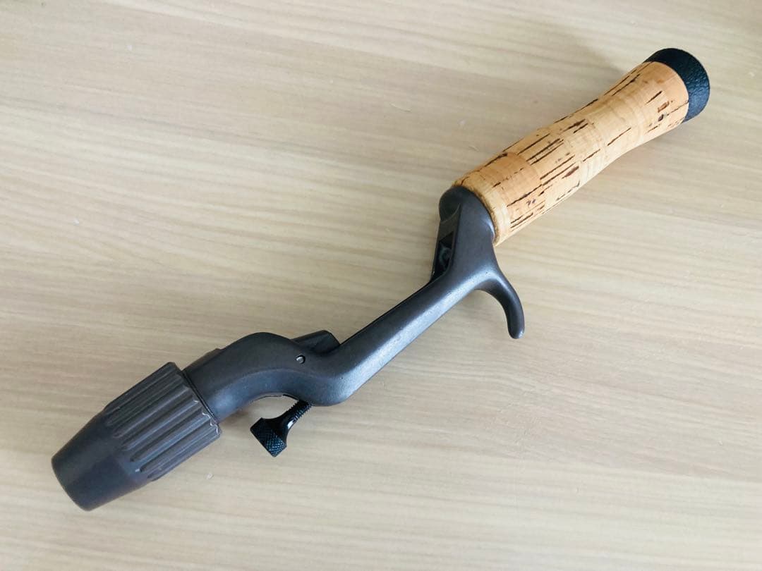 フェザーウェイトCHAMPION グリップ ザウルス　美品