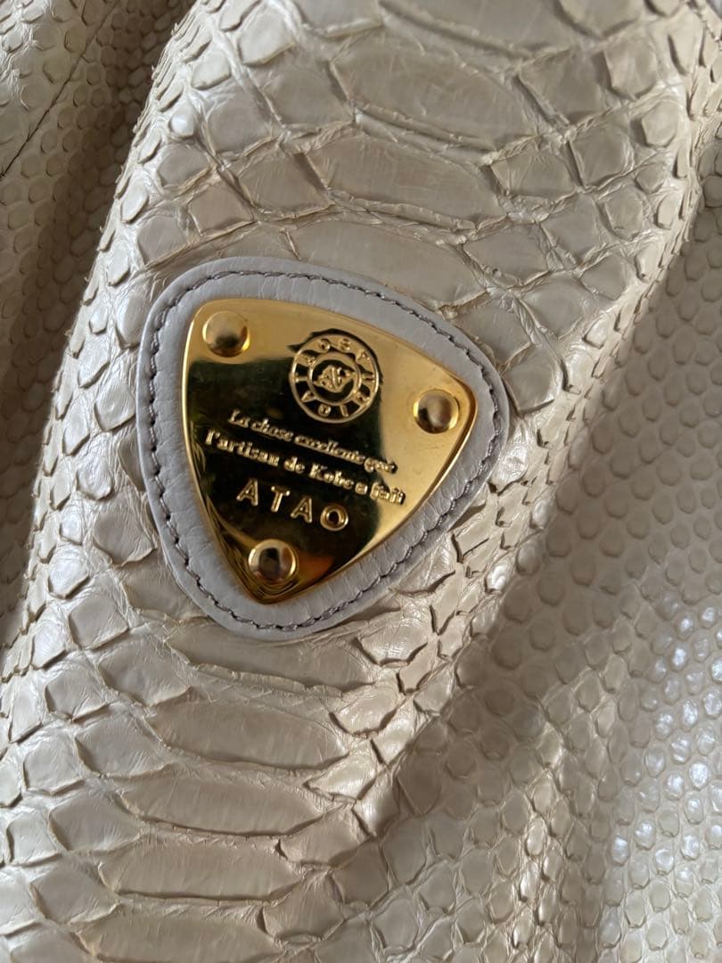 み*ご様 良品✨アタオ バルス 3way リュック 本革 パイソン クリーム シ