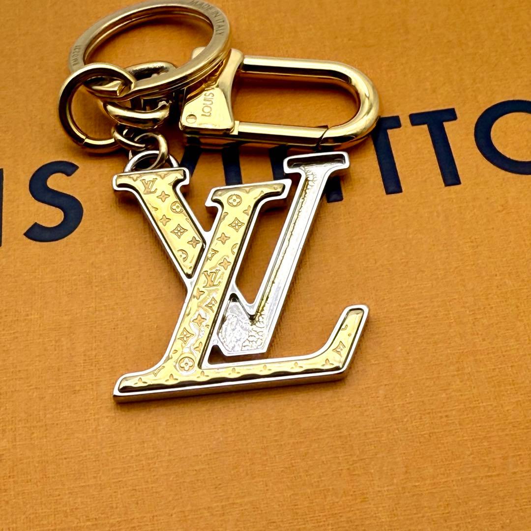 訳あり　美品　ルイヴィトン　キーホルダー　ナノグラム