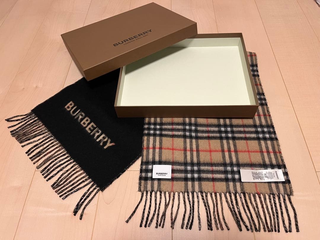 BURBERRY　バーバリー　マフラー　カシミア100％　未使用に近い