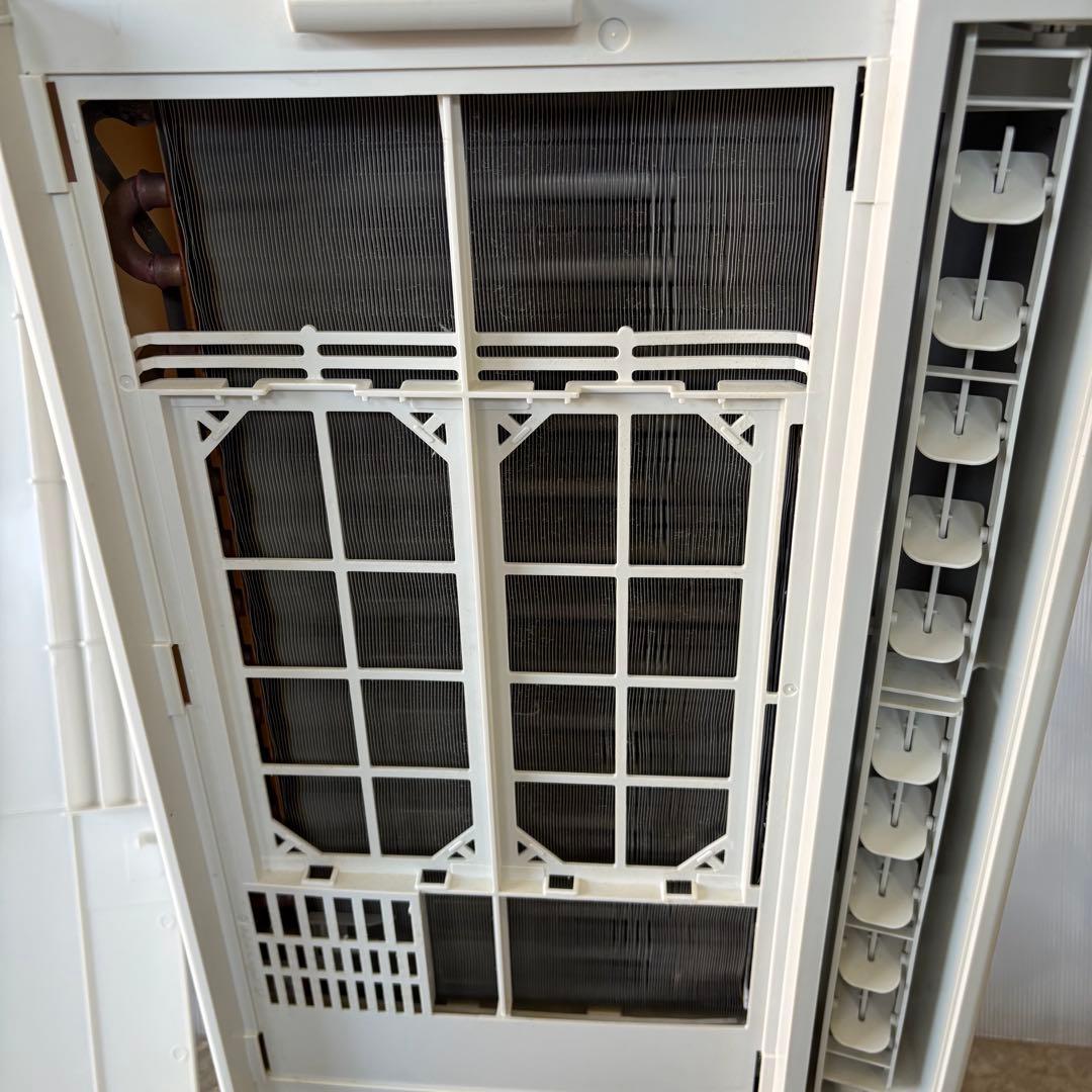 コロナ　CW-1621 ルームエアコン　2021年製　本体のみ