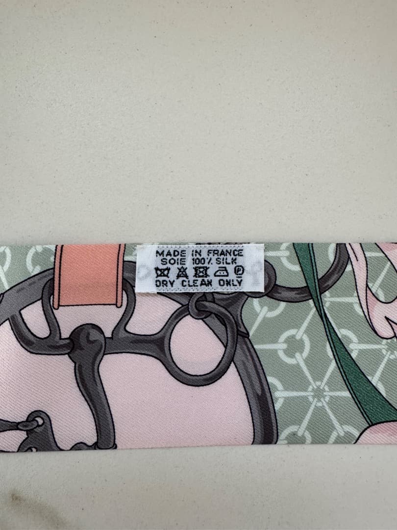 エルメス　HERMES ツイリー　ピンク系