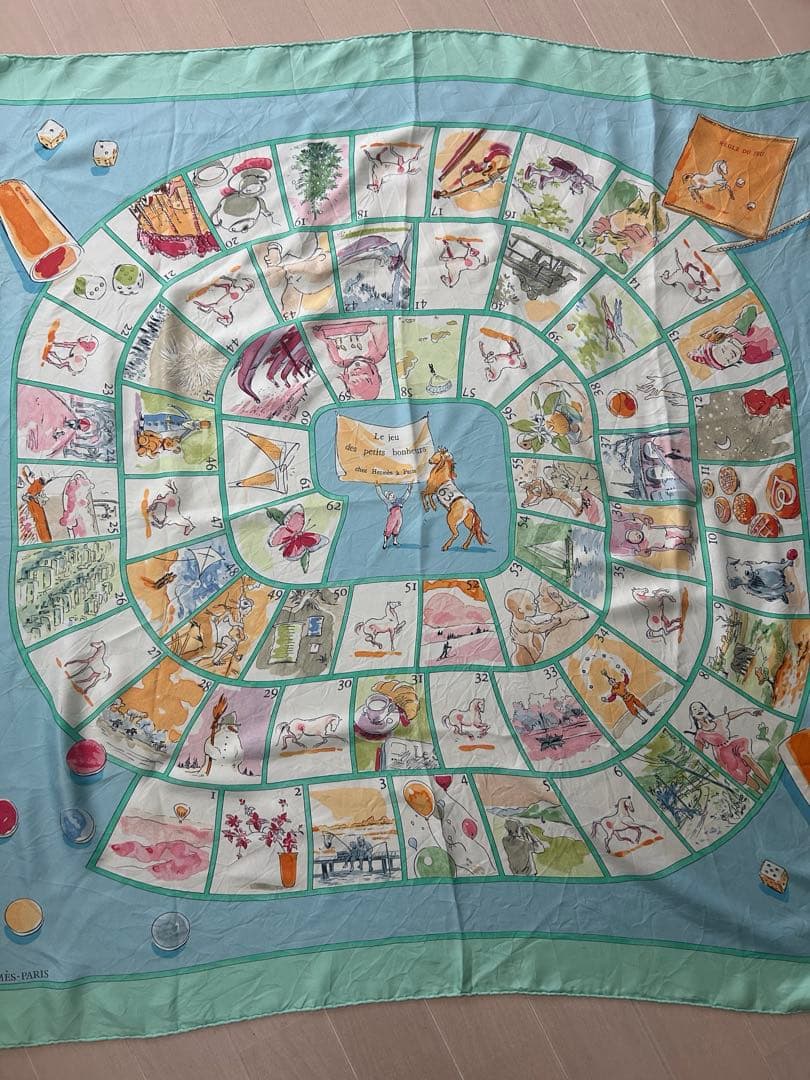 HERMÈS ボードゲーム スカーフ