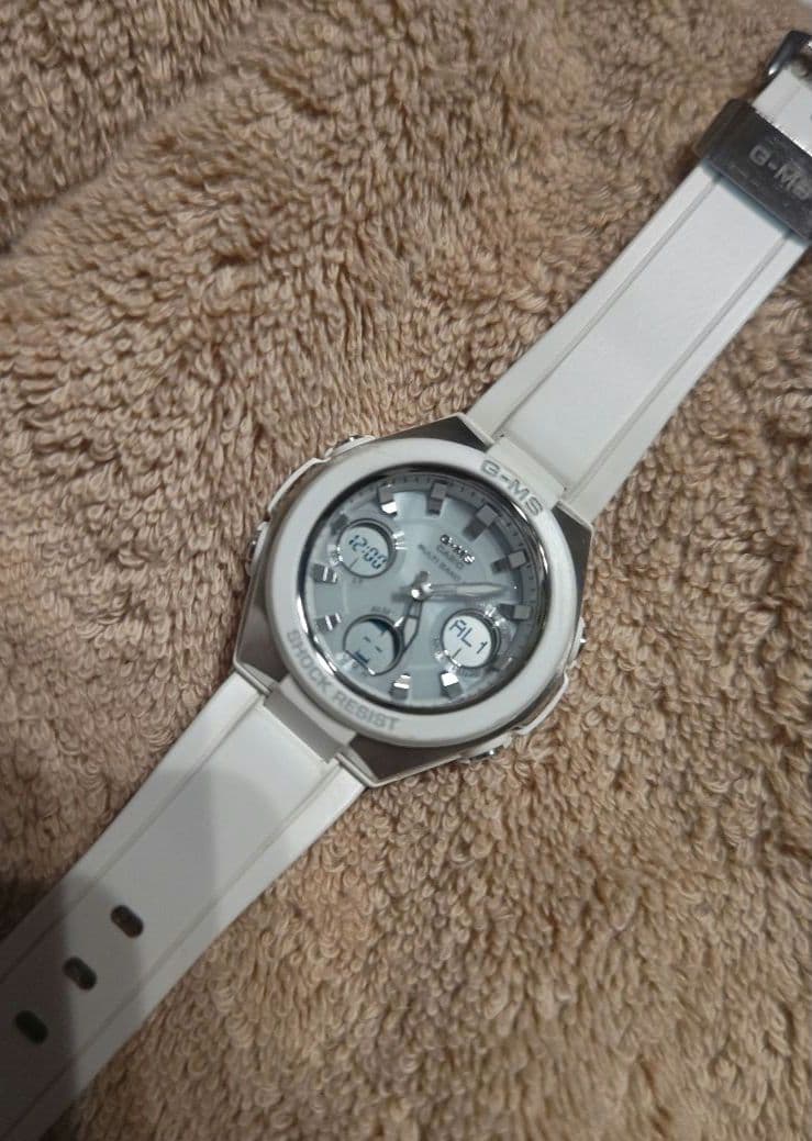 CASIO　BABY-G　 MSG-W100-7AJ　レディースウォッチ 美品