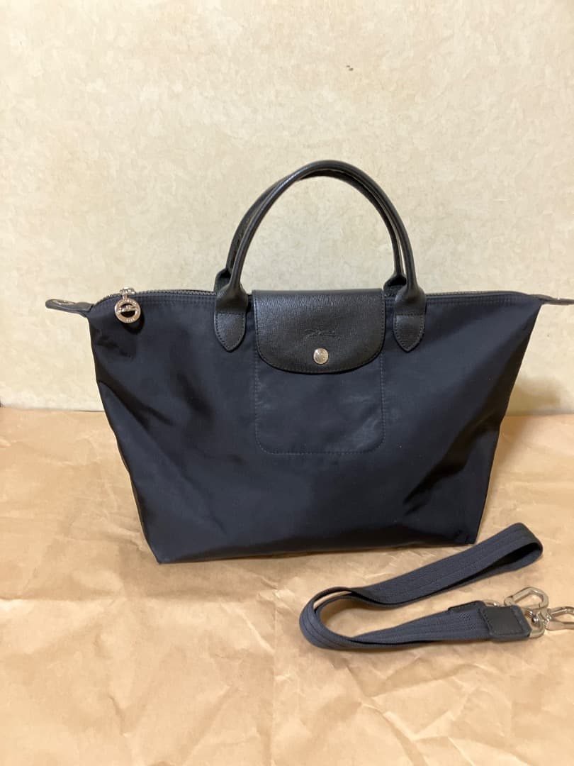 ロンシャン LONGCHAMP ル プリアージュ ネオ 黒