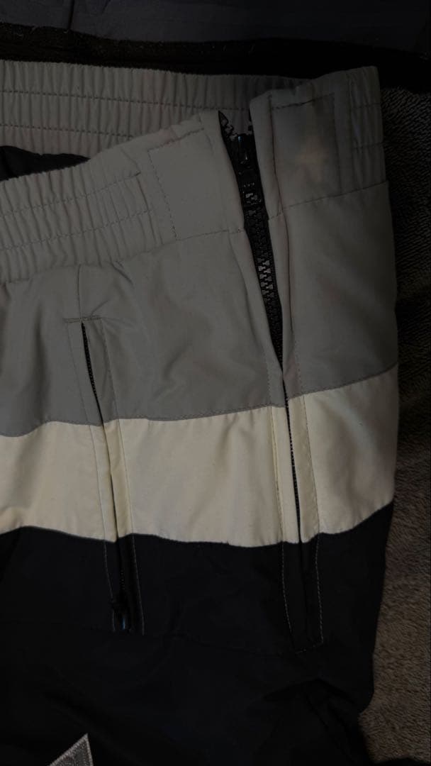 SUPREME hockey puffy jacket M 黒