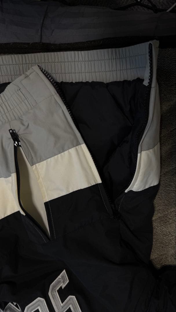 SUPREME hockey puffy jacket M 黒