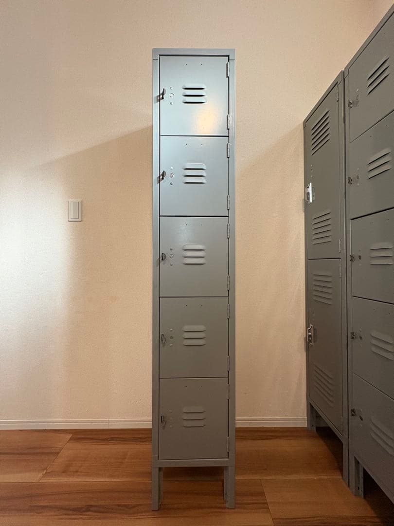 lyon ロッカー① グレー5段　パシフィックファニチャー　PFS