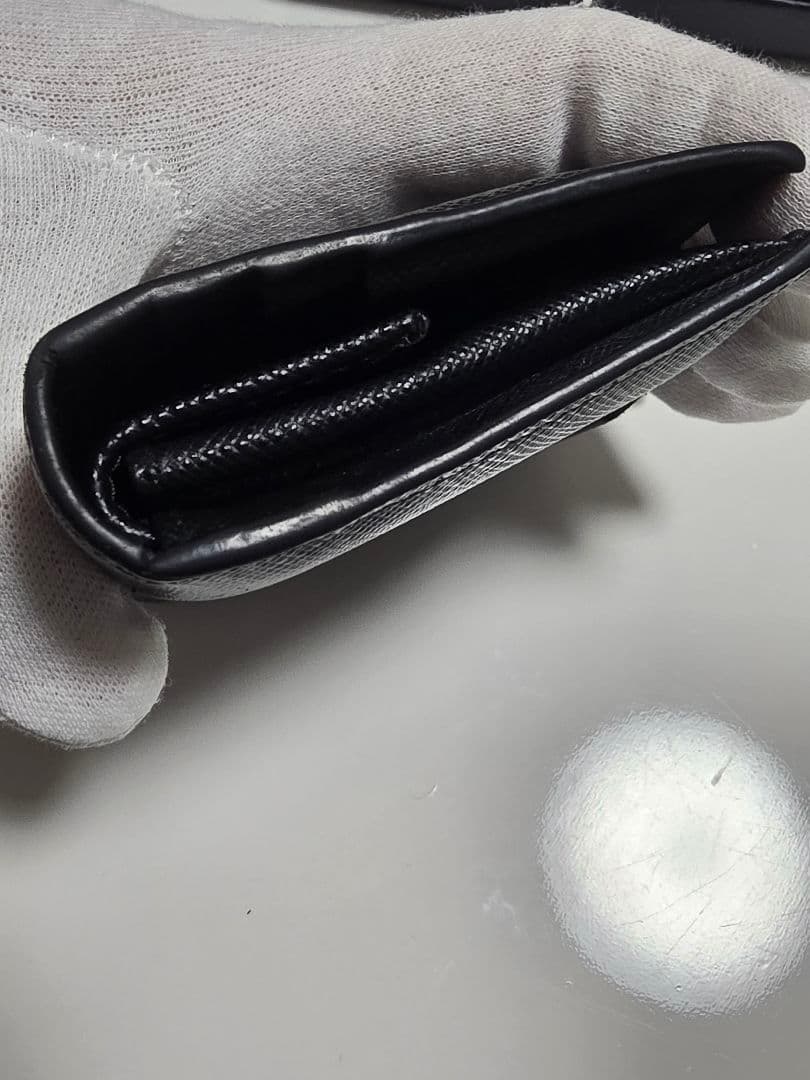 PRADA サフィアーノ コンパクトウォレット