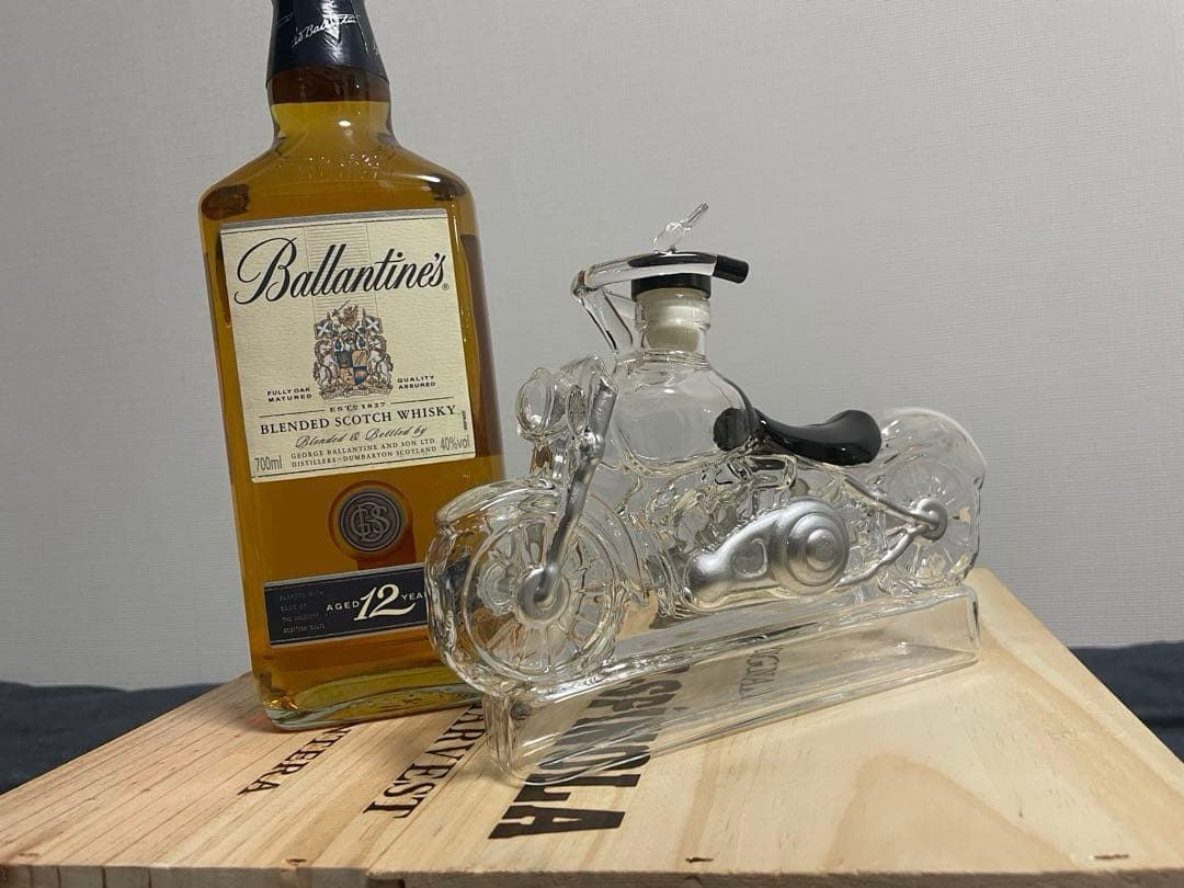 バランタイン12年旧ボトル　バイク型デキャンタボトル　セット